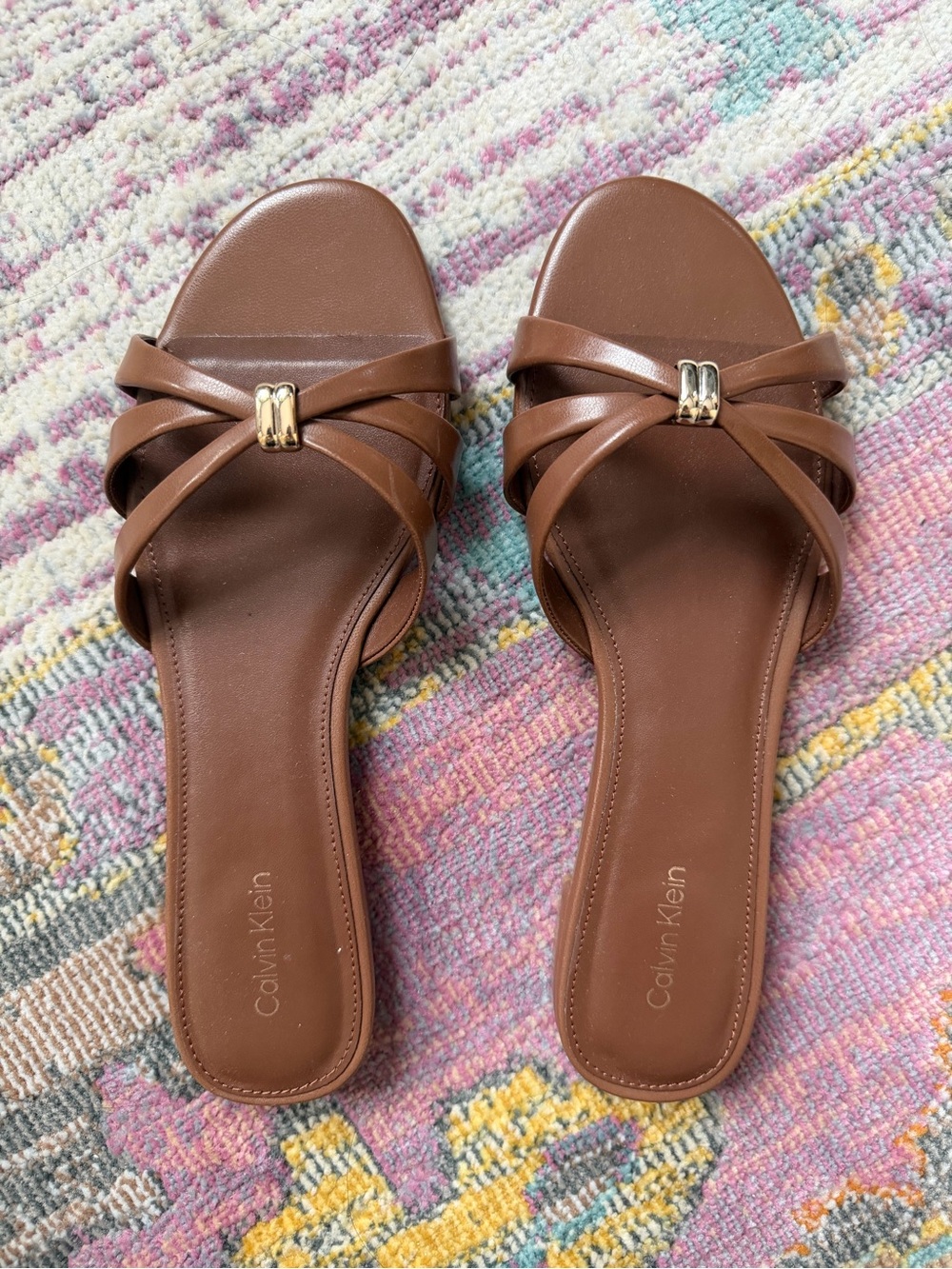 Calvin Klein Brown Leather Sandals Women's Petula Strappy Flat Slip-On Sandals